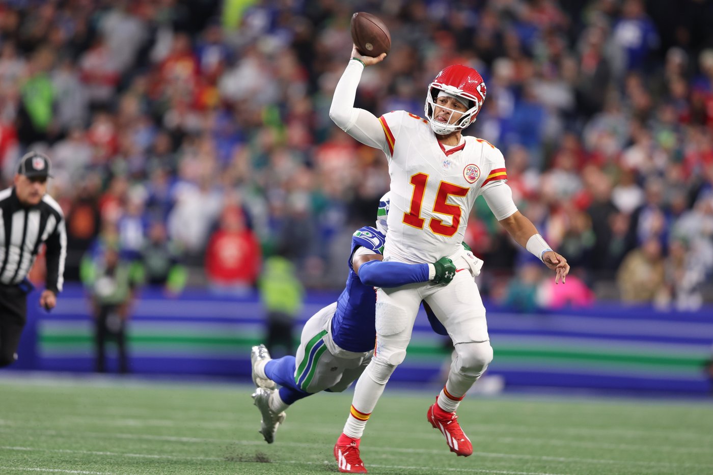 AFC West lead at stake as Patrick Mahomes and Bo Nix grind through injury comebacks | iNFOnews.ca AFC West lead at stake as Patrick Mahomes and Bo Nix grind through injury comebacks | iNFOnews.ca