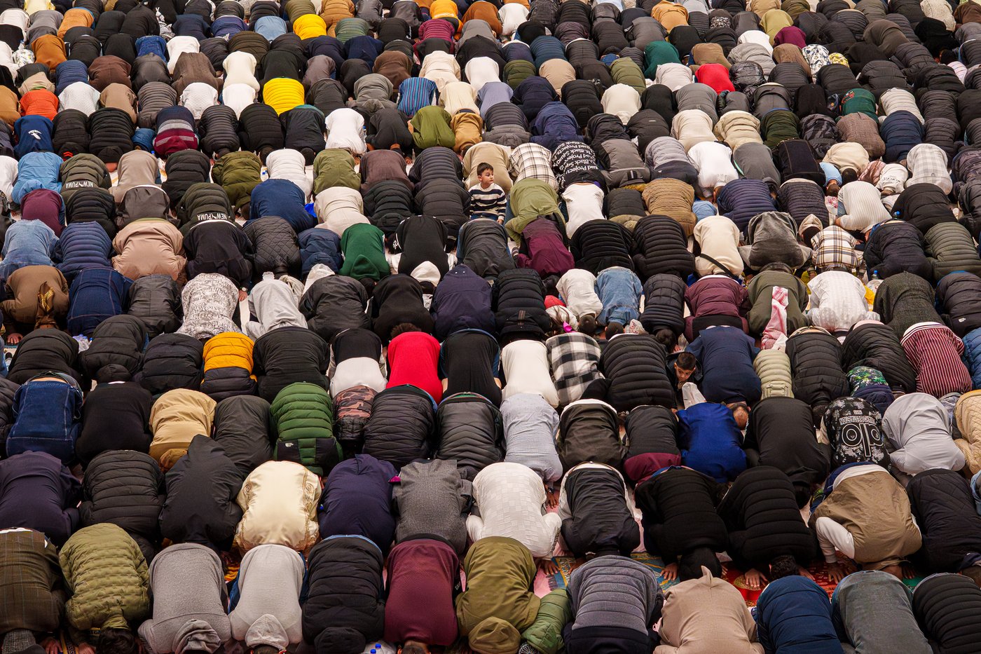 A look at celebrations for Eid al-Fitr around the world, in photos | iNFOnews.ca