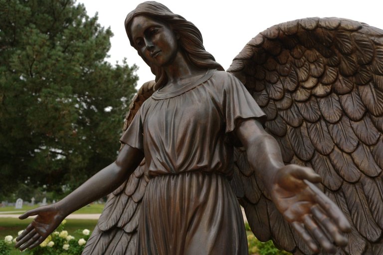 First suicide memorial by a US archdiocese signals a compassionate shift by the Catholic Church | iNFOnews.ca