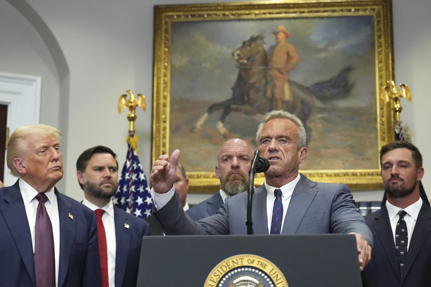 The Latest: Trump says he plans 100% tariff on computer chips, likely increasing electronics costs | iNFOnews.ca