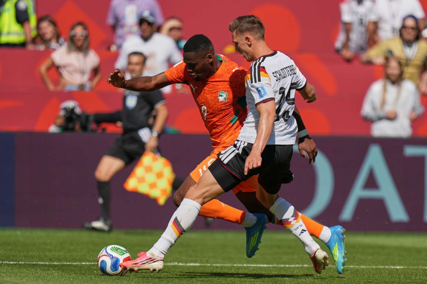 Germany defender Nico Schlotterbeck out for the rest of the World Cup with ankle injury | iNFOnews.ca