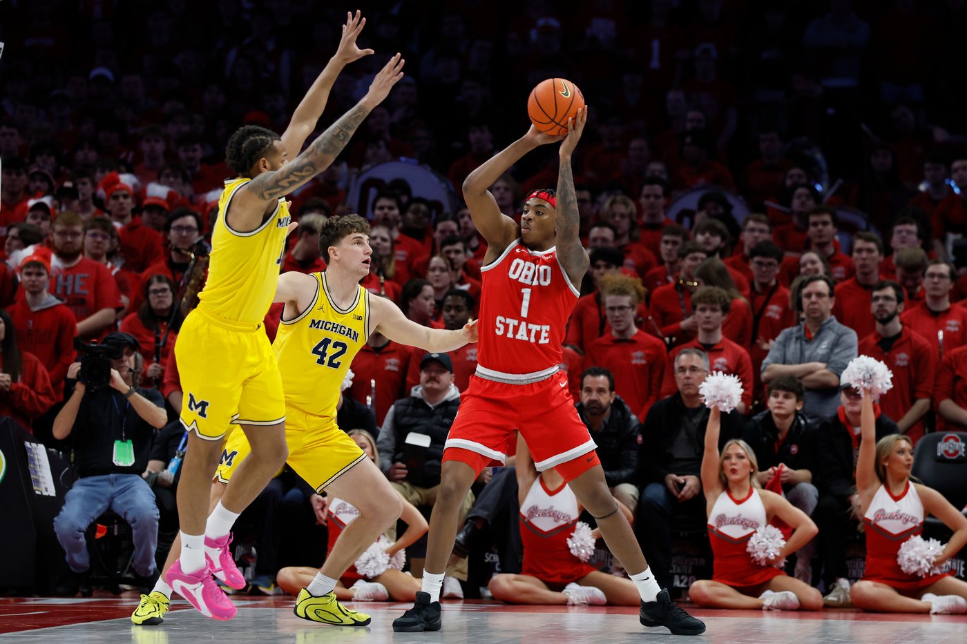 Aday Mara scores 24 points and No. 2 Michigan routs rival Ohio State 82-61 | iNFOnews.ca