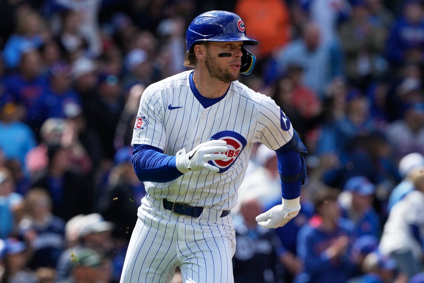Cubs beat Reds 8-3 for 9th straight win | iNFOnews.ca