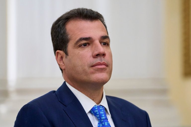 Greek minister calls criticism of tougher migration policies a ‘badge of honor’ | iNFOnews.ca