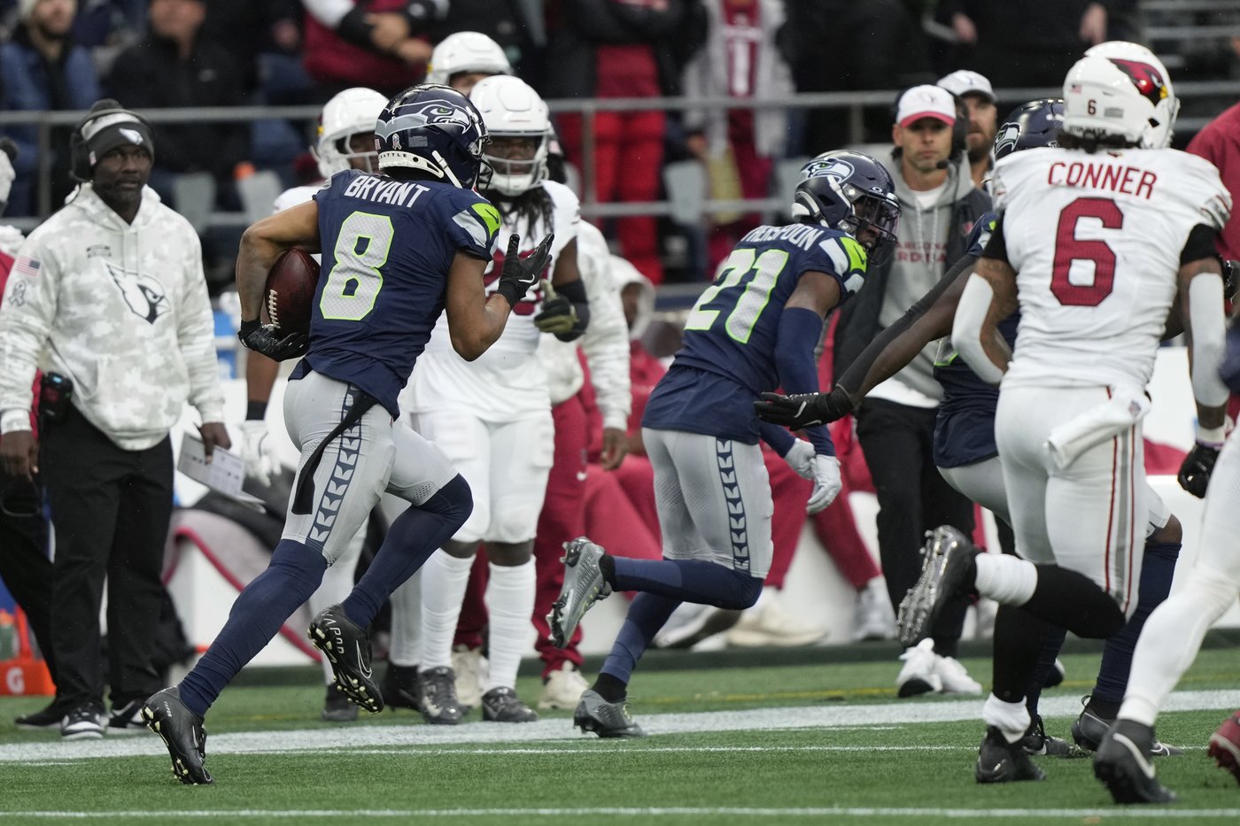 Coby Bryant's pick-6 highlights big day for Seahawks' defense in 16-6 win over Cardinals | iNFOnews.ca