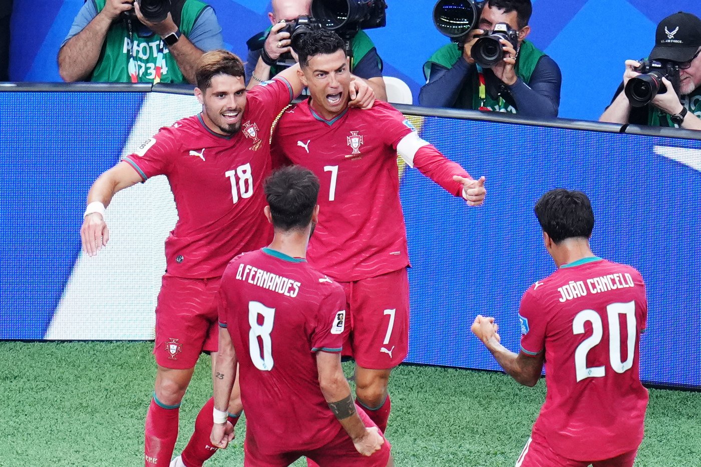 Cristiano Ronaldo roars back with 2 goals as Portugal beats Uzbekistan 5-0 at the World Cup | iNFOnews.ca Cristiano Ronaldo roars back with 2 goals as Portugal beats Uzbekistan 5-0 at the World Cup | iNFOnews.ca