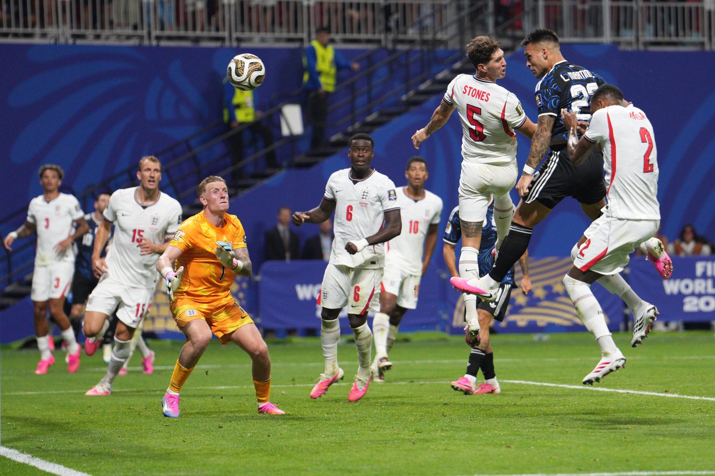 Defending champion Argentina reaches World Cup final by beating England 2-1 | iNFOnews.ca
