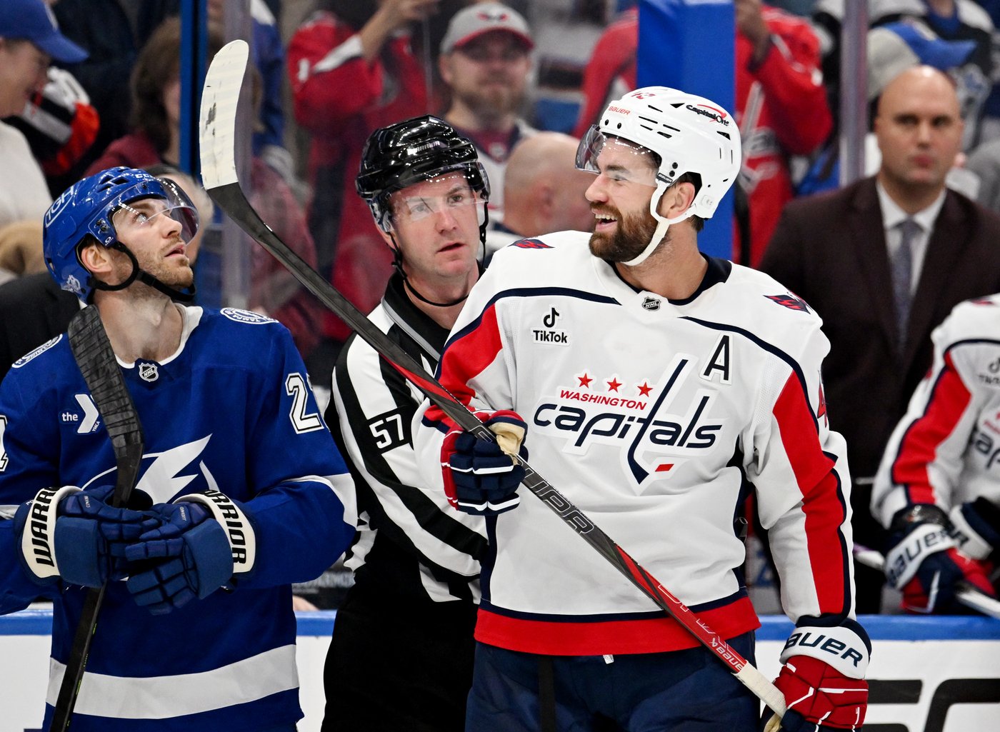 Lightning beat the Capitals 3-1 in home opener | iNFOnews.ca