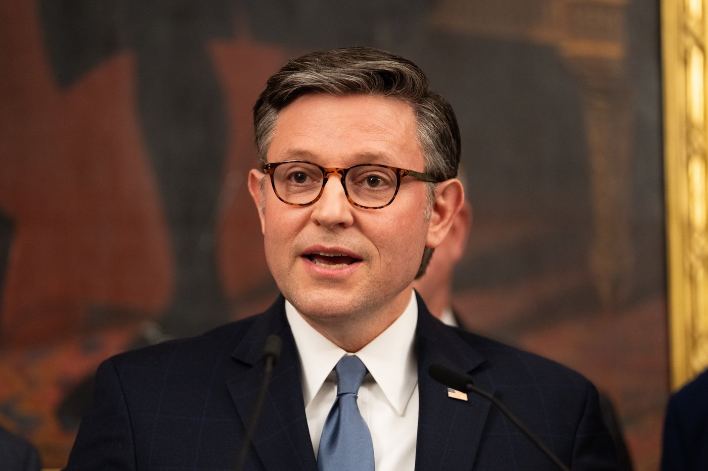 Speaker Johnson faces tough choices as partial government shutdown drags and debate over ICE deepens | iNFOnews.ca