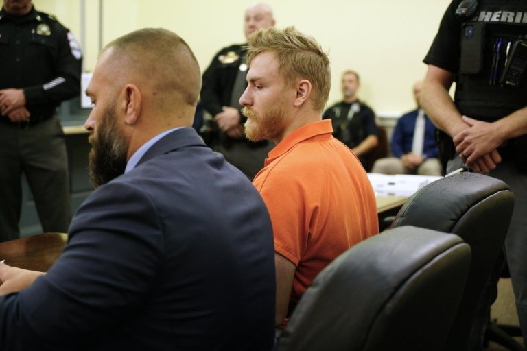 Grand jury to hear case against man accused of setting Virginia city councilman on fire over affair | iNFOnews.ca