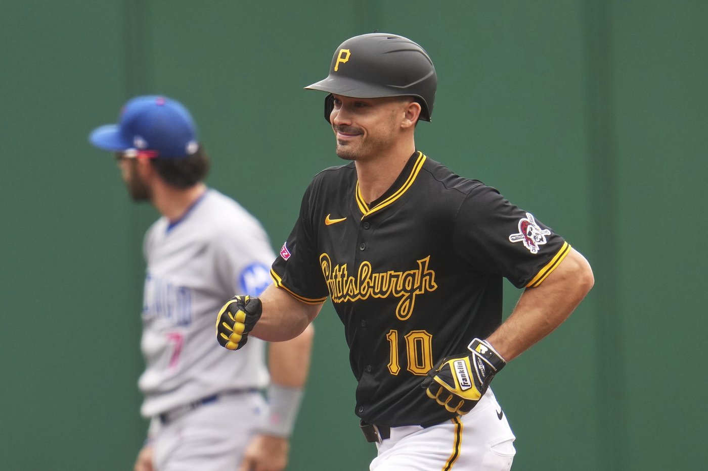 Cubs take Paul Skenes deep 3 times, Suzuki homers twice in all as Chicago pulls away for 8-3 win | iNFOnews.ca