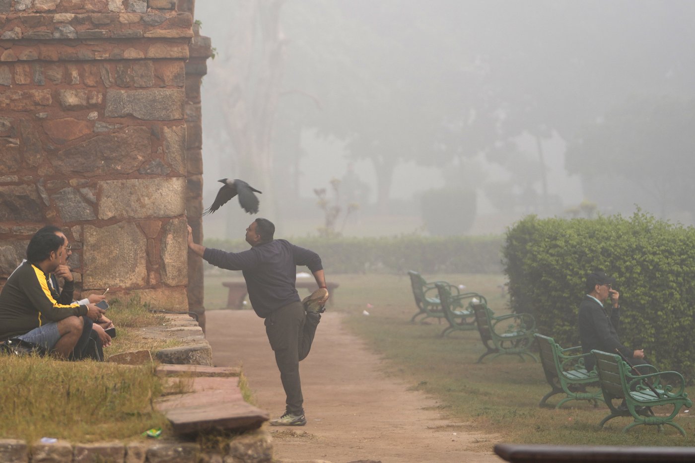 Park regulars in New Delhi's Lodhi Garden say toxic pollution levels won't force them out | iNFOnews.ca