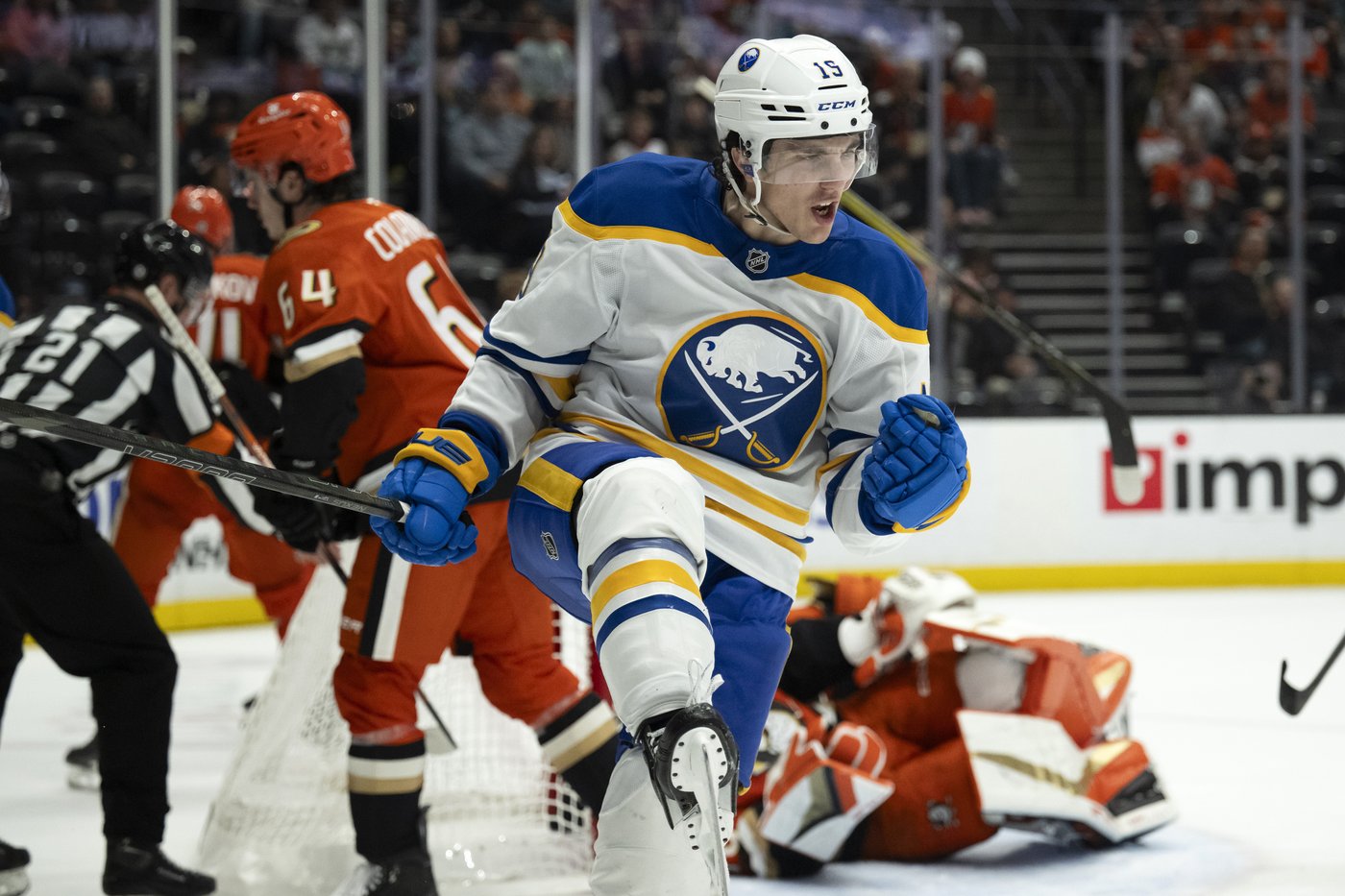 Jiri Kulich's goal in overtime gives Sabres a 3-2 victory over Ducks | iNFOnews.ca