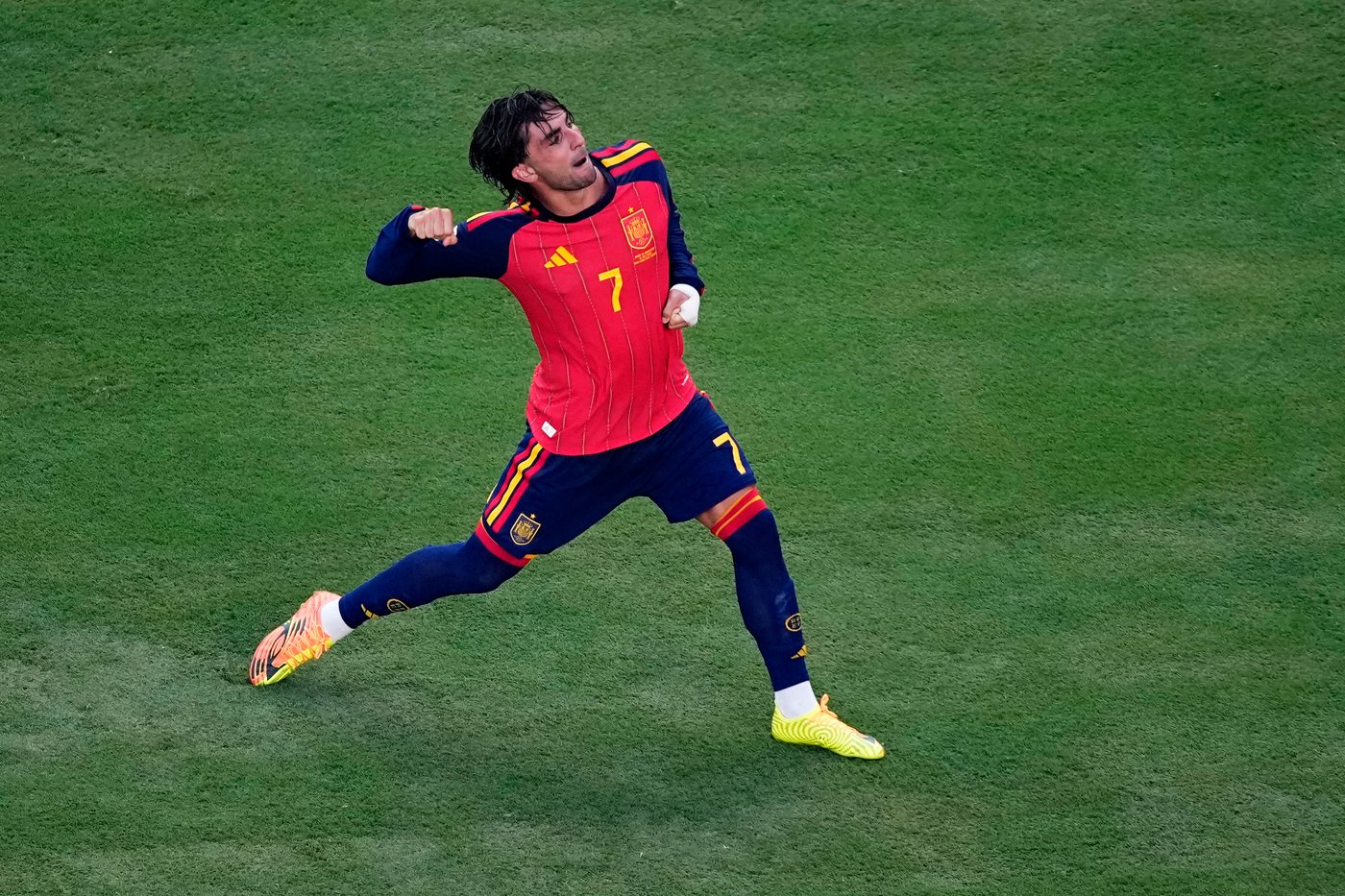 The Latest: Spain scores in extra time, beats Argentina 1-0 to win World Cup | iNFOnews.ca
