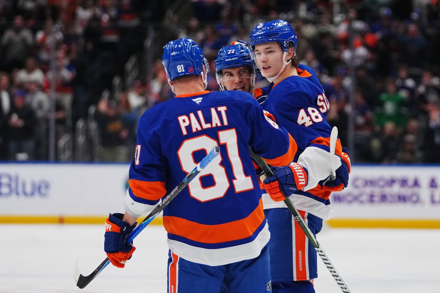 Islanders' Matthew Schaefer ties Brian Leetch's NHL record for goals by a rookie defenseman | iNFOnews.ca