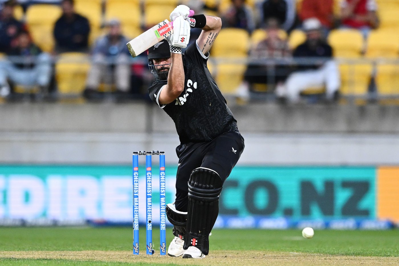 Santner surge in vain as West Indies defends 164 to beat New Zealand by 7 runs in 1st T20 | iNFOnews.ca Santner surge in vain as West Indies defends 164 to beat New Zealand by 7 runs in 1st T20 | iNFOnews.ca