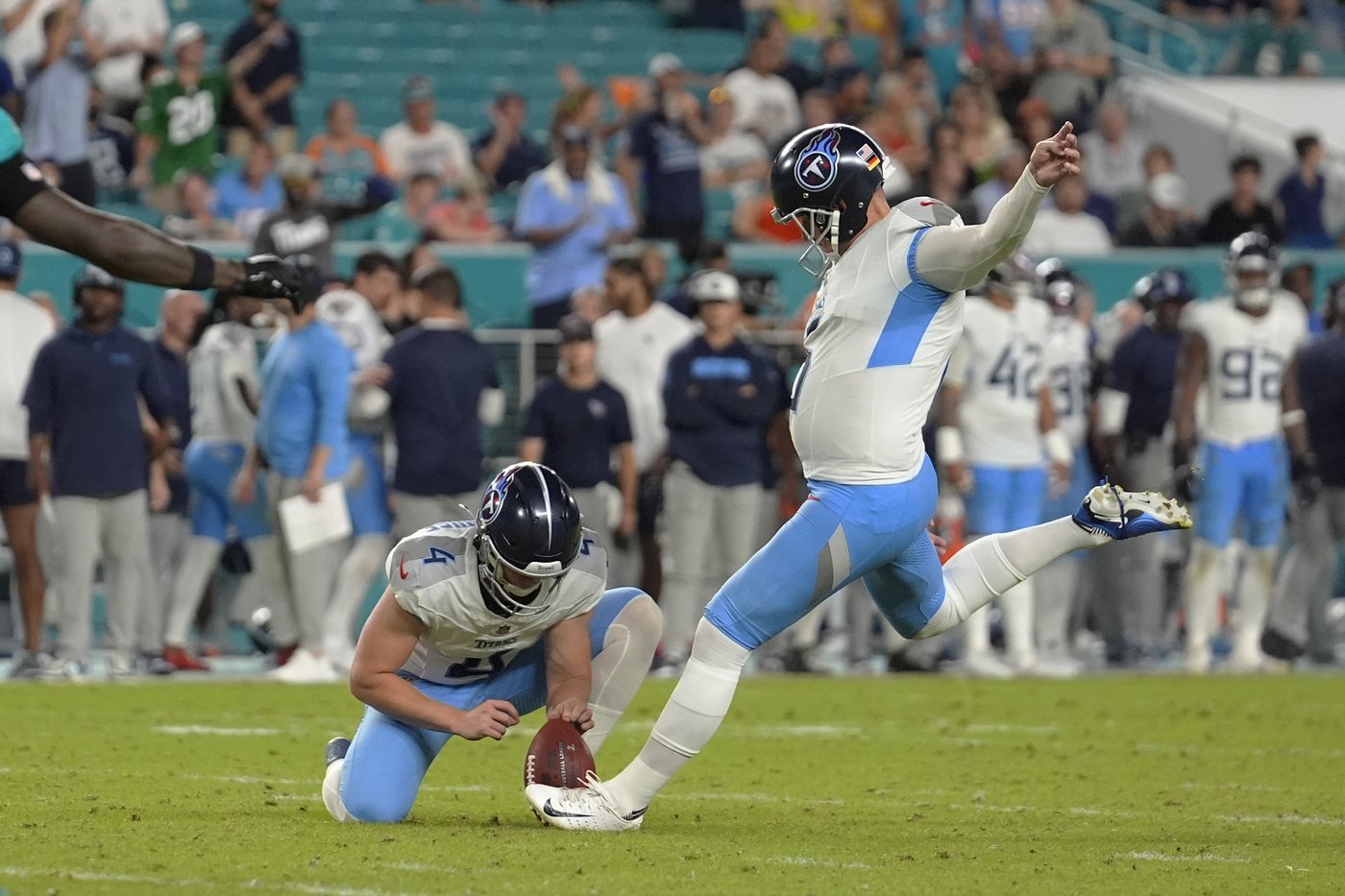 Mason Rudolph leads Titans to first win of season, 31-12 over Dolphins, after Will Levis is injured | iNFOnews.ca Mason Rudolph leads Titans to first win of season, 31-12 over Dolphins, after Will Levis is injured | iNFOnews.ca