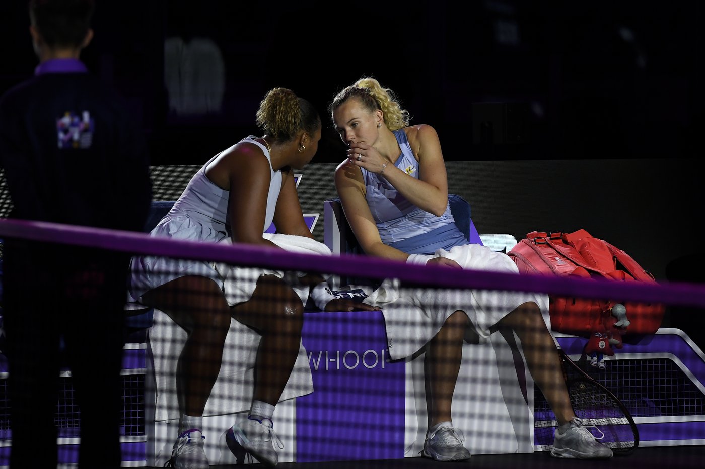Coco Gauff wins WTA Finals for the first time by rallying to beat Zheng Qinwen | iNFOnews.ca