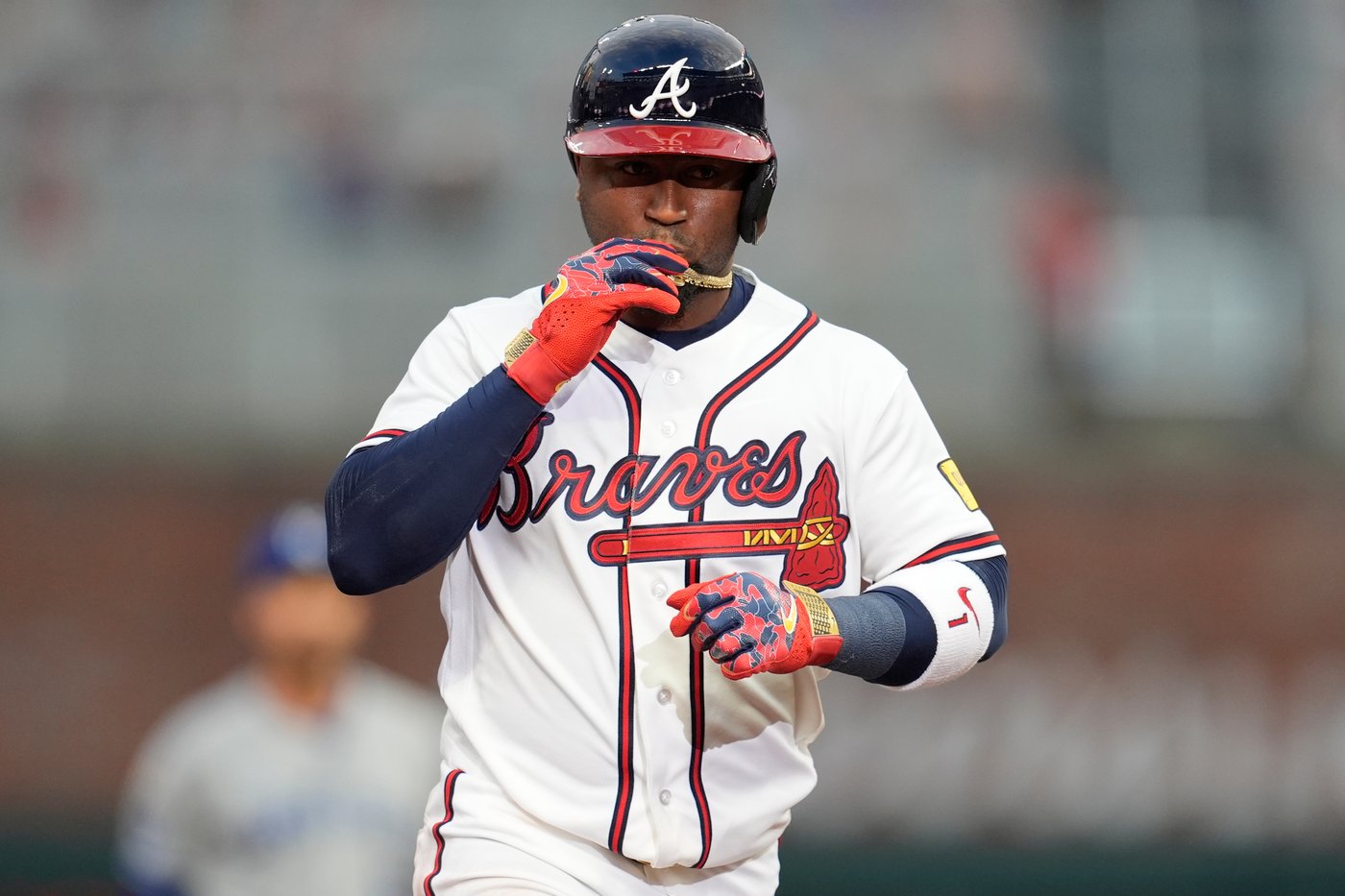 3 homers, strong start by Chris Sale carry Braves to 6-0 win over Royals on opening night in Atlanta | iNFOnews.ca 3 homers, strong start by Chris Sale carry Braves to 6-0 win over Royals on opening night in Atlanta | iNFOnews.ca