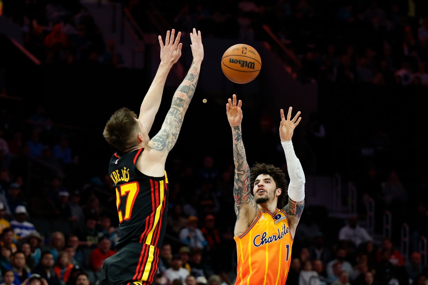 LaMelo Ball hits 7 1st-half 3-pointers in return, Hornets beat Hawks 133-126 | iNFOnews.ca LaMelo Ball hits 7 1st-half 3-pointers in return, Hornets beat Hawks 133-126 | iNFOnews.ca