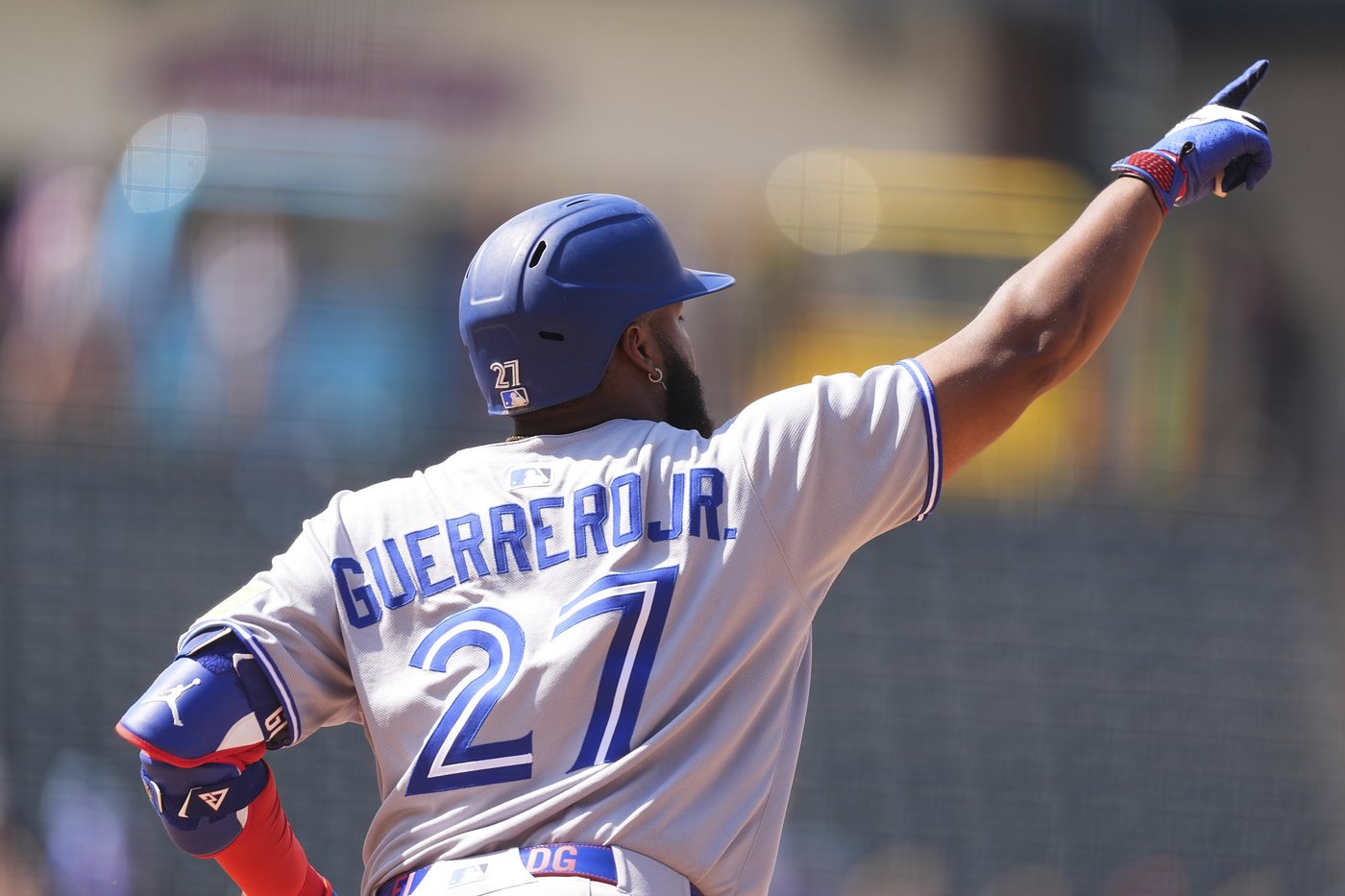 Guerrero and Blue Jays rout Rockies 20-1 to cap Coors Field barrage | iNFOnews.ca
