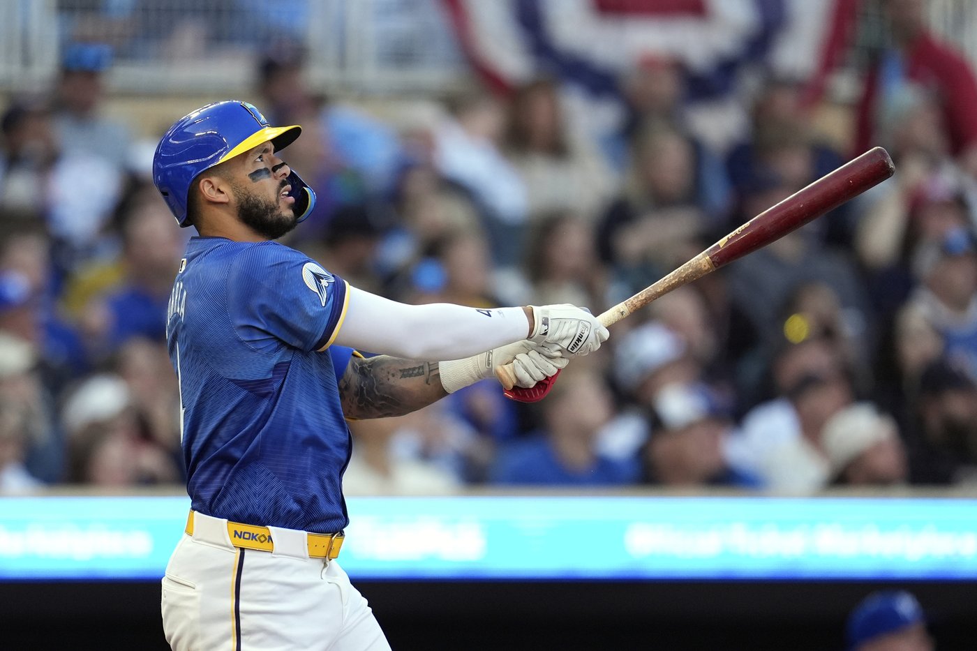 France's 2-run homer in 9th lifts Twins over Royals 3-1 for 15th win in 17 games | iNFOnews.ca