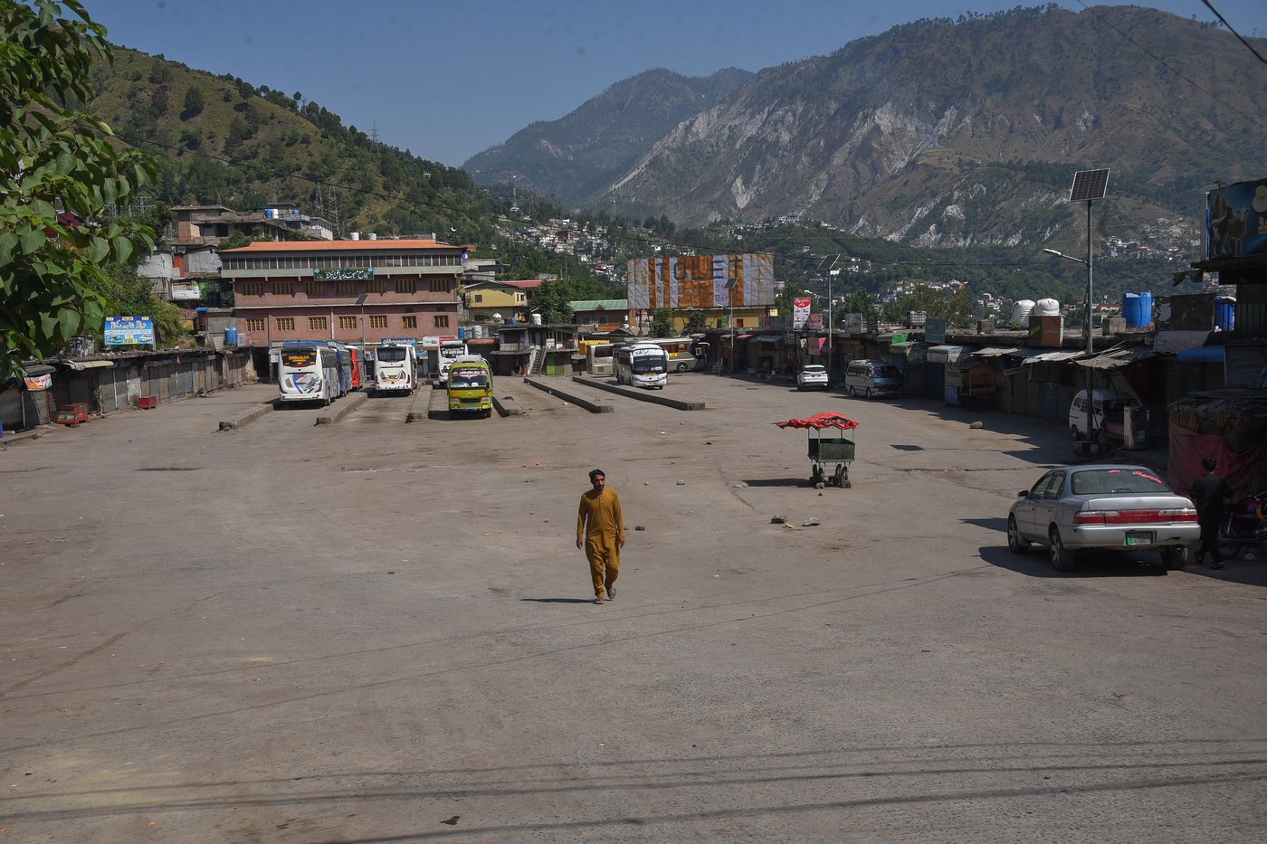 A banned group’s call for a strike halts business and transport across Pakistan-administered Kashmir | iNFOnews.ca A banned group’s call for a strike halts business and transport across Pakistan-administered Kashmir | iNFOnews.ca