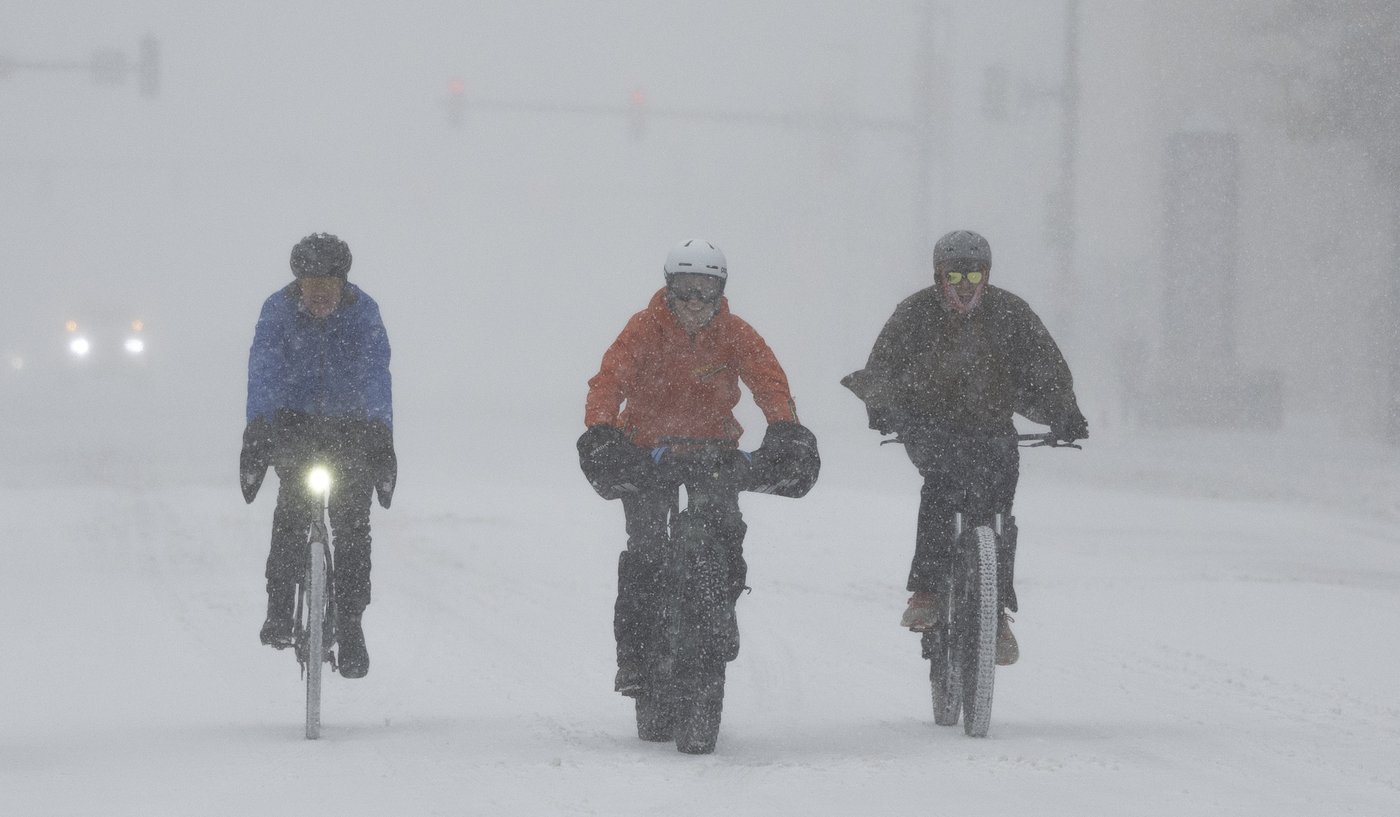 Winter blast of snow, ice and bitter cold grips the US from the Midwest to the East Coast | iNFOnews.ca Winter blast of snow, ice and bitter cold grips the US from the Midwest to the East Coast | iNFOnews.ca