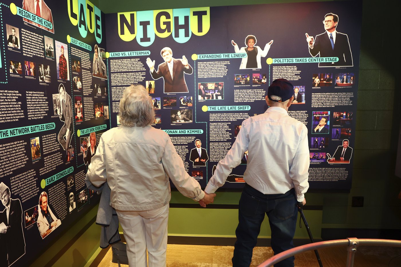 Memory cafes at the National Comedy Center ignite laughter and connection for dementia patients | iNFOnews.ca