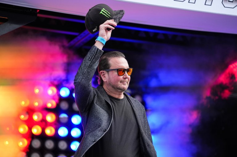 Kurt Busch says he 'wouldn't change a thing' as he prepares to enter NASCAR's Hall of Fame | iNFOnews.ca