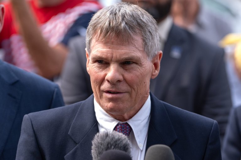 Justice Department watchdog declines to investigate handling of Reflecting Pool case, lawyers say | iNFOnews.ca
