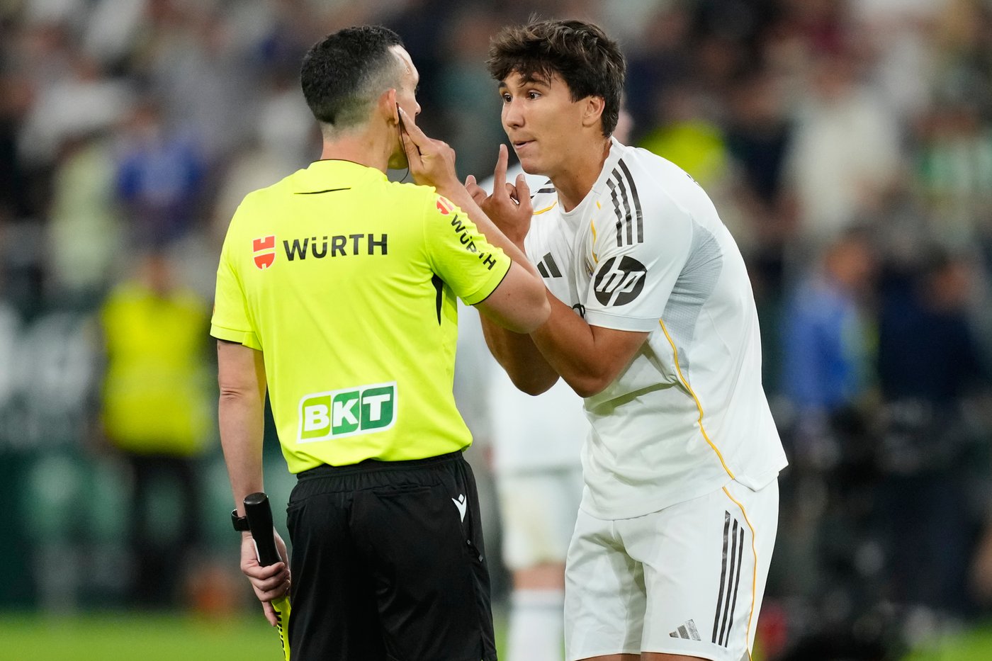 Betis equalizes in stoppage time and deals blow to Real Madrid slim title hopes | iNFOnews.ca Betis equalizes in stoppage time and deals blow to Real Madrid slim title hopes | iNFOnews.ca