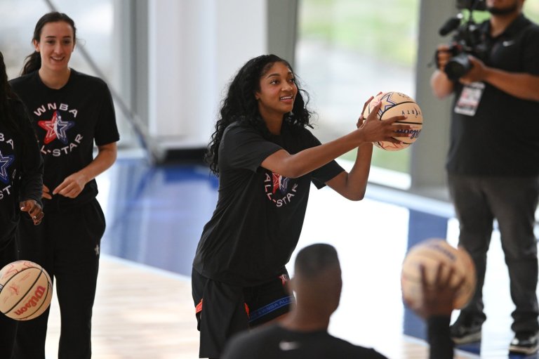 Delle Donne, Austin and high schooler Banks spark Washington to Shooting Stars title | iNFOnews.ca