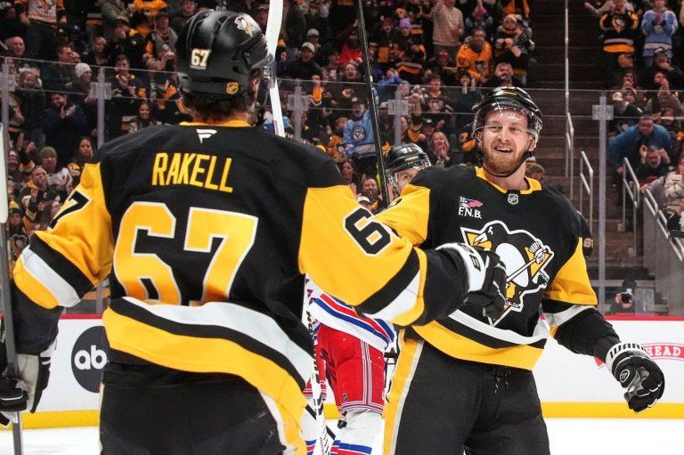 NHL roundup: Surging Penguins win sixth straight, edge Rangers 6-5 | iNFOnews.ca