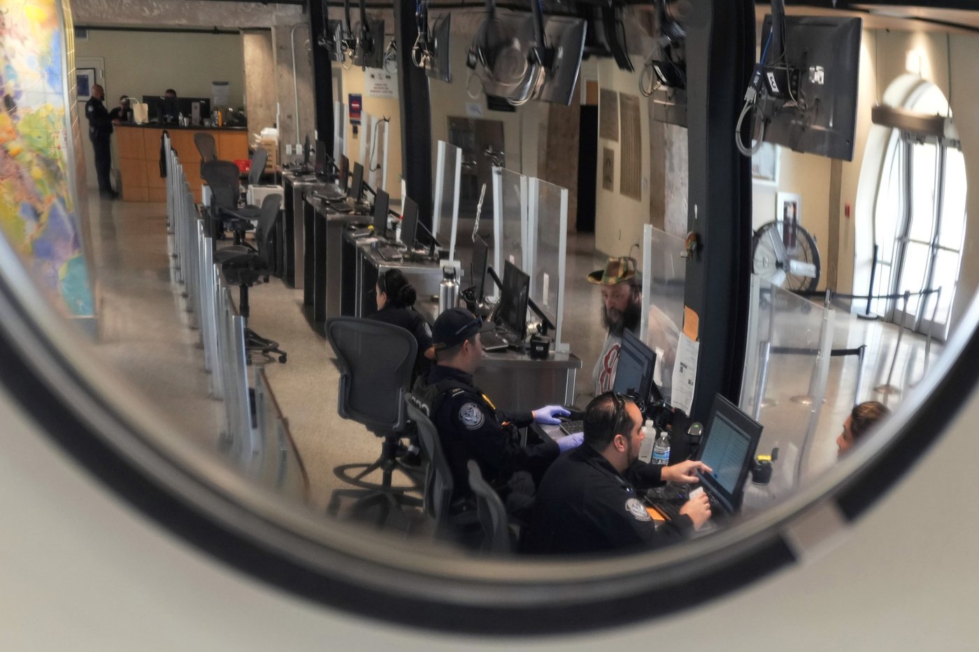 One day along the Texas-Mexico border shows that realities shift more rapidly than rhetoric | iNFOnews.ca