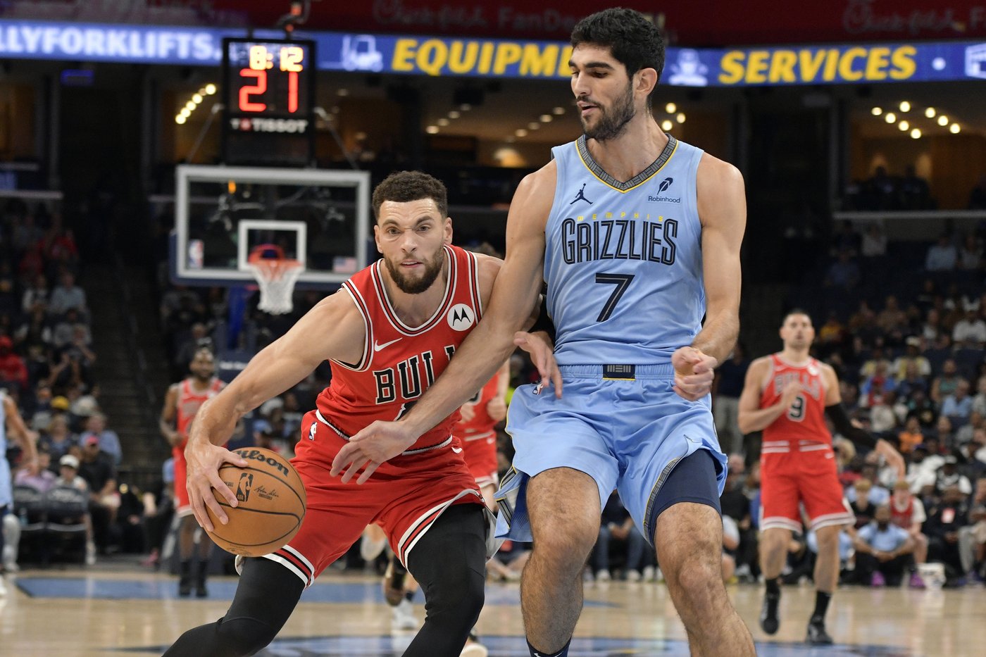 LaVine, Vucevic key fourth-quarter rally as Bulls defeat Grizzlies 126-123 | iNFOnews.ca