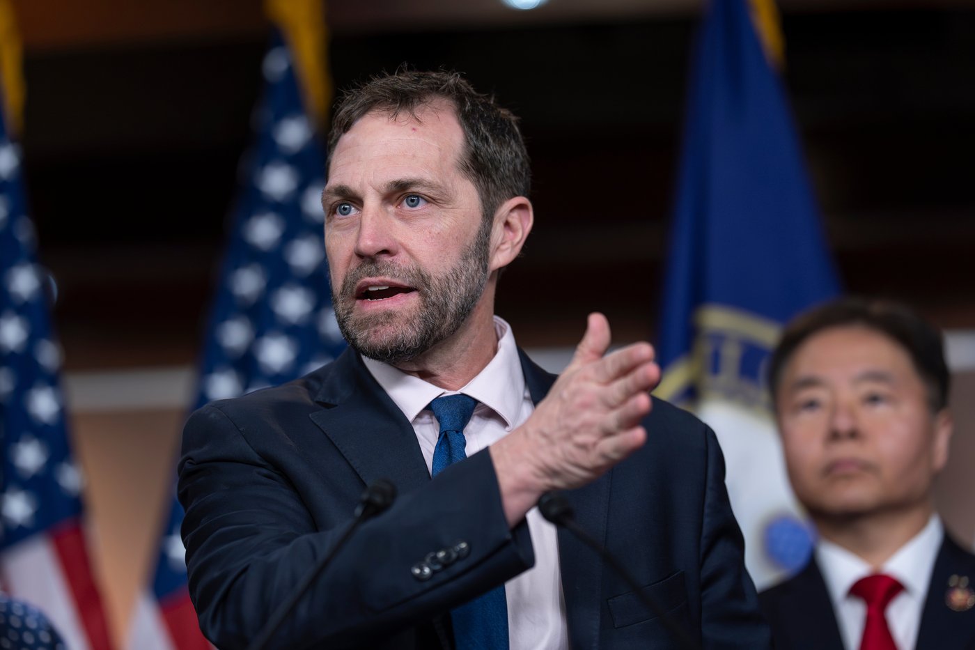House narrowly rejects Iran war powers resolution in test of Trump's strategy | iNFOnews.ca