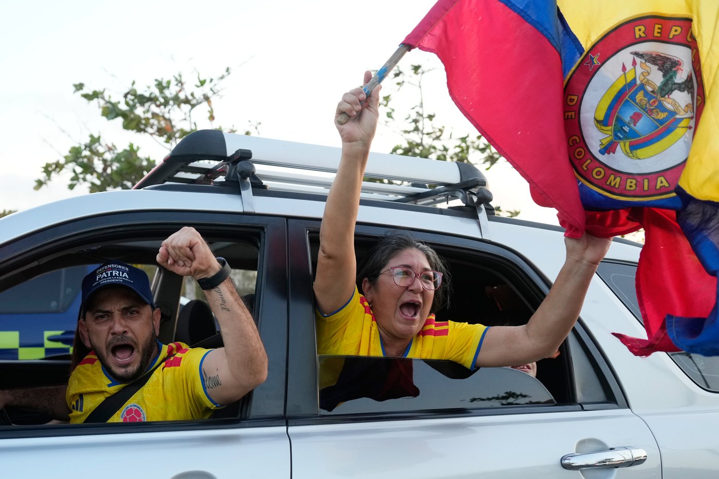 Pro-Trump candidate pulls ahead in Colombia presidential vote as ruling party sows doubt in results | iNFOnews.ca