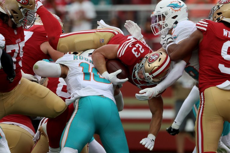 Christian McCaffrey joins elite company with his 100th career touchdown | iNFOnews.ca