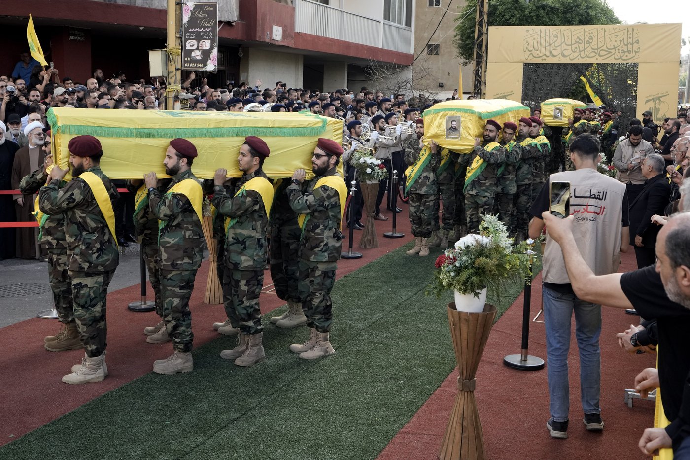 Israel-Hamas war latest: Israel claims death of Hezbollah commander as Beirut toll rises | iNFOnews.ca
