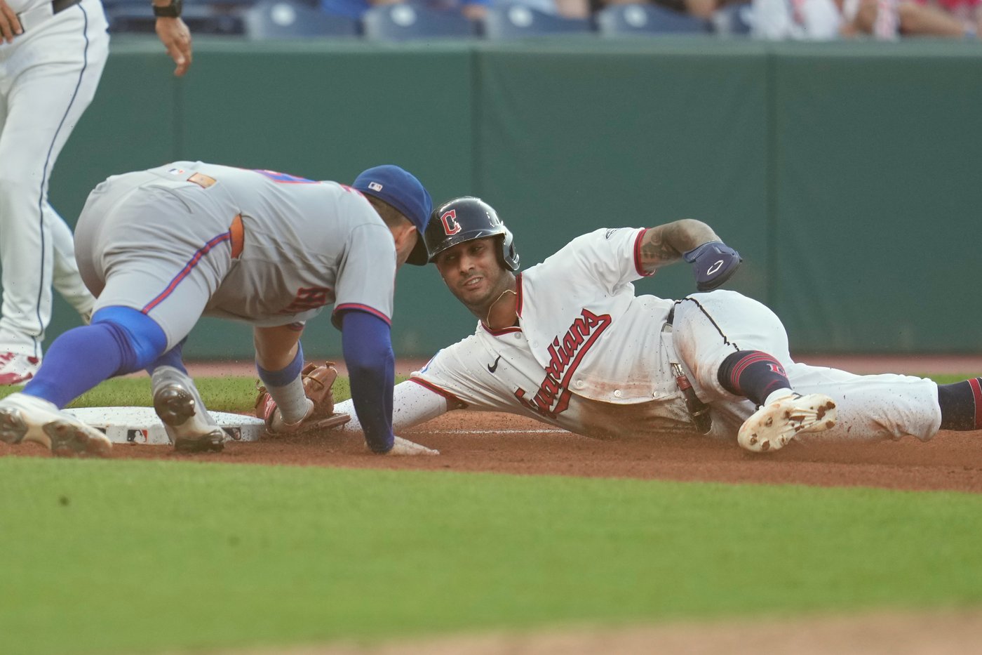 Luis Torrens hits 3-run homer and drives in 4 to lead Mets past Guardians 6-2 | iNFOnews.ca