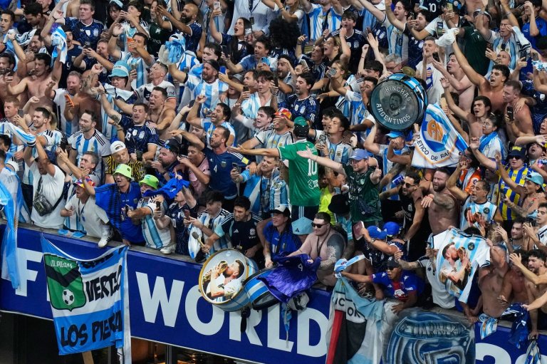 Rumbunctious pro-Argentina crowd makes defending World Cup champions feel at home in Atlanta | iNFOnews.ca