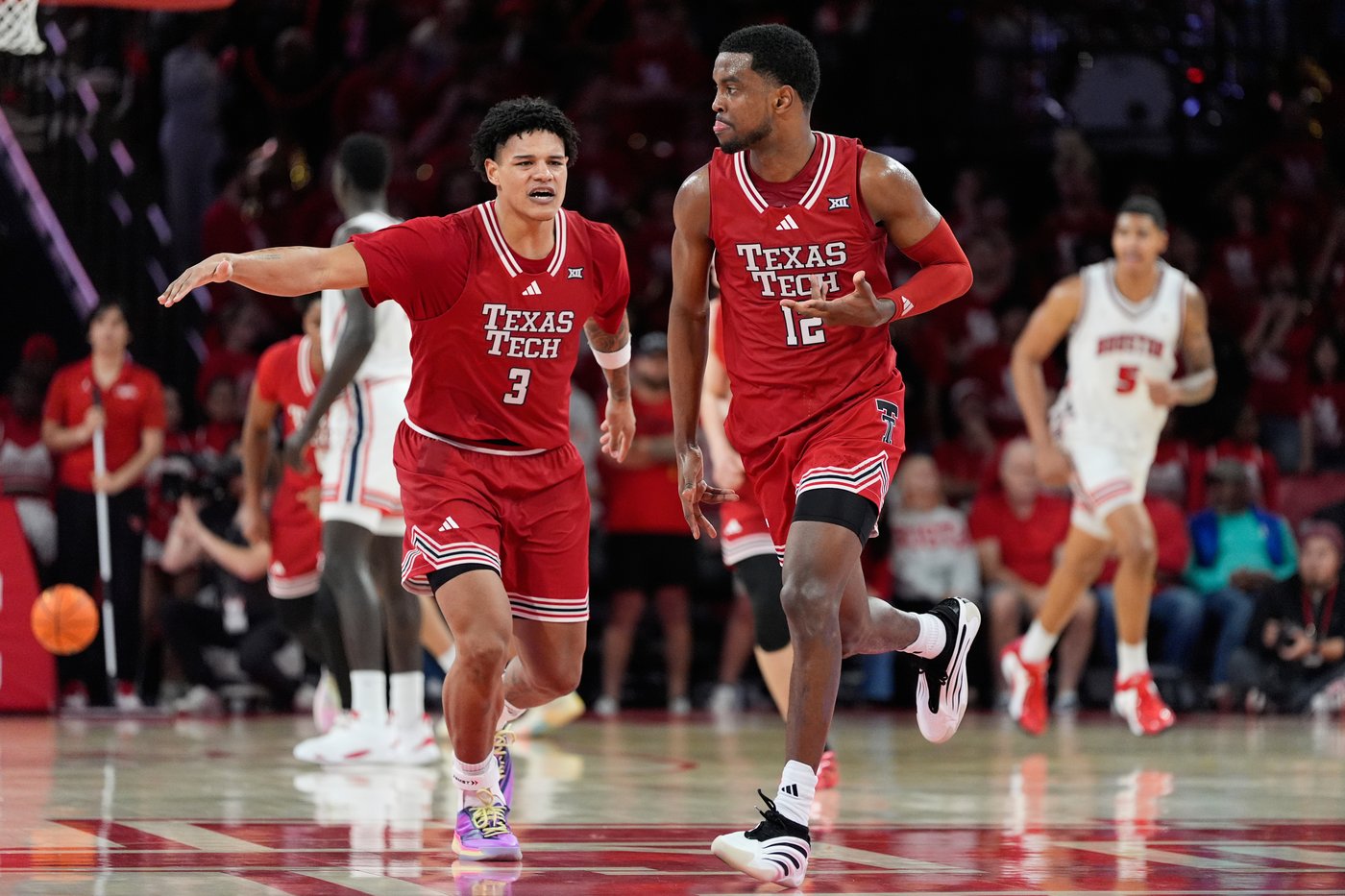 Kingston Flemings scores 23 points, leads No. 7 Houston to 69-65 win over No. 14 Texas Tech | iNFOnews.ca