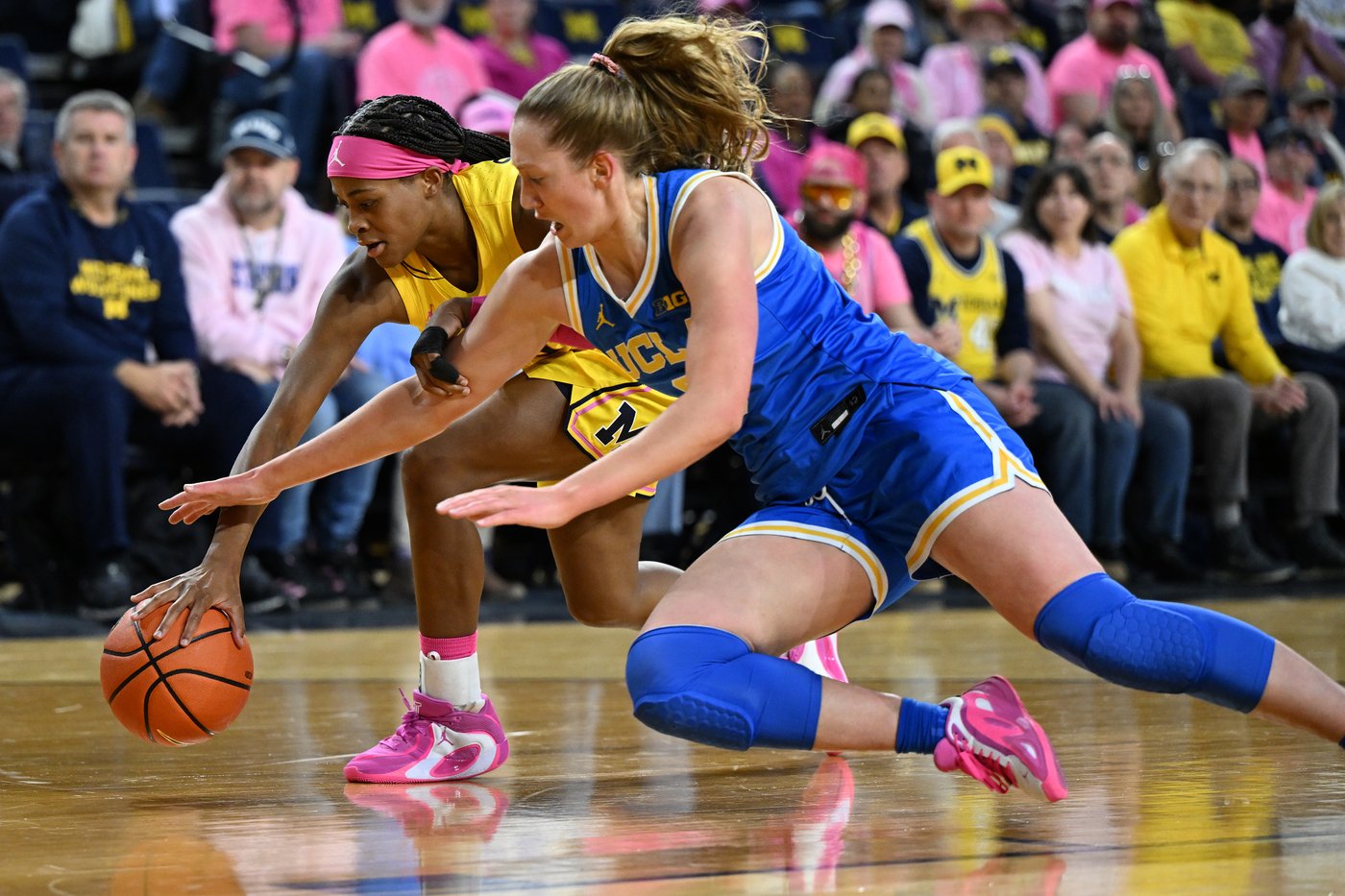Lauren Betts leads No. 2 UCLA to 69-66 win over No. 8 Michigan, takes 2-game lead in Big Ten race | iNFOnews.ca
