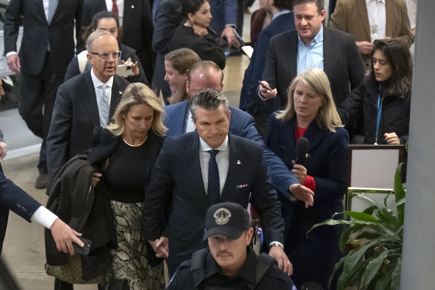 Hegseth fights to save Pentagon nomination as sources say Trump considers DeSantis | iNFOnews.ca
