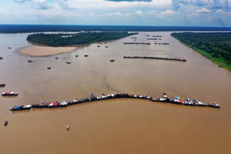 Brazil dismantles hundreds of illegal dredges in major Amazon mining crackdown | iNFOnews.ca