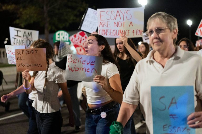 Cornell president admits he never followed up on gang rape allegation ahead of no-confidence debate | iNFOnews.ca