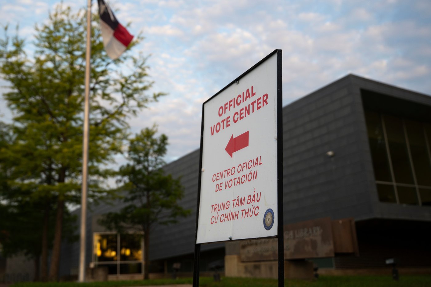State error in Texas creates huge backlog in voter registration applications as midterm voting nears | iNFOnews.ca State error in Texas creates huge backlog in voter registration applications as midterm voting nears | iNFOnews.ca