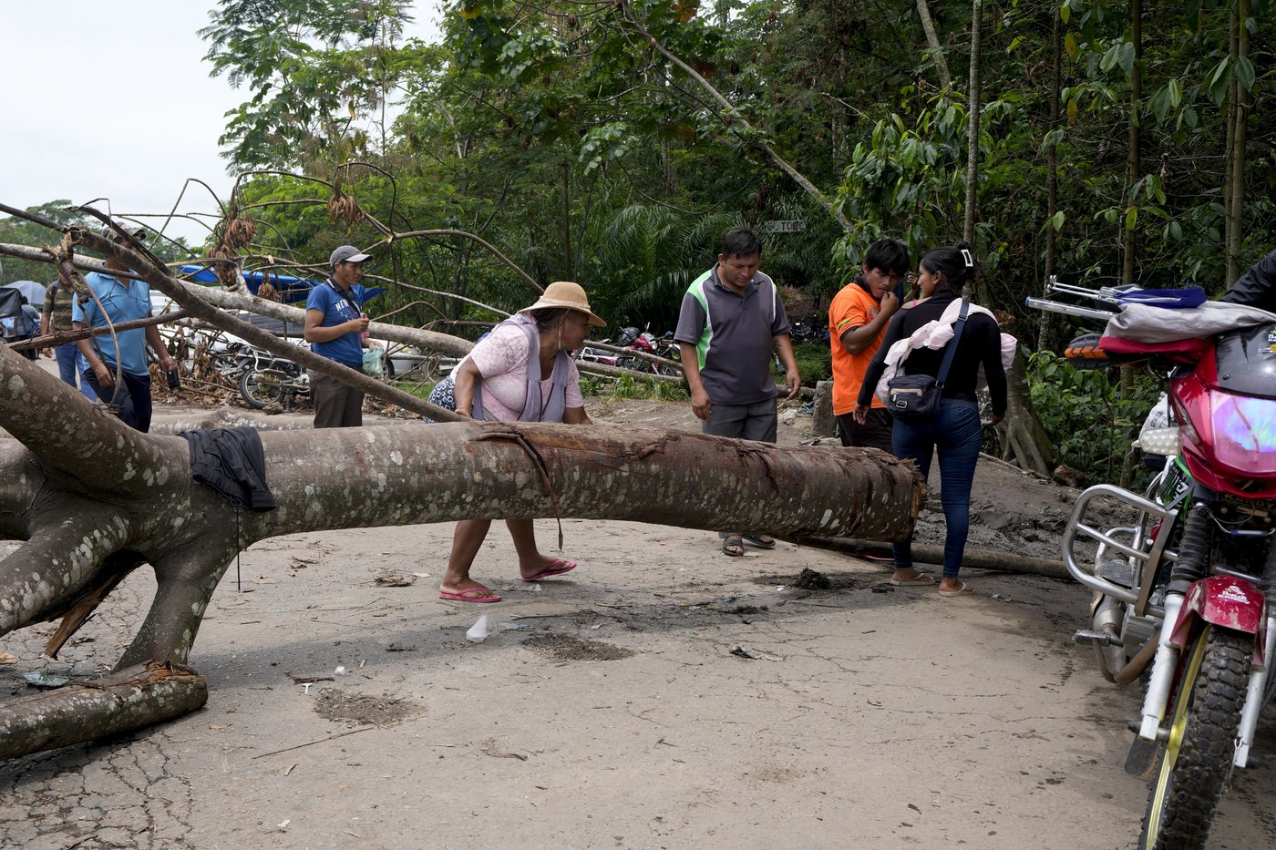 Bolivia's Evo Morales tells AP he'll press on with a hunger strike until his rival accepts dialogue | iNFOnews.ca