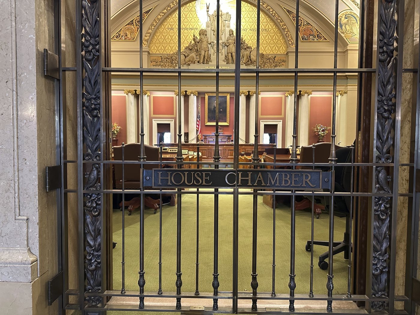 Leaders seek power-sharing deal to avert opening day Democratic boycott of Minnesota House | iNFOnews.ca Leaders seek power-sharing deal to avert opening day Democratic boycott of Minnesota House | iNFOnews.ca